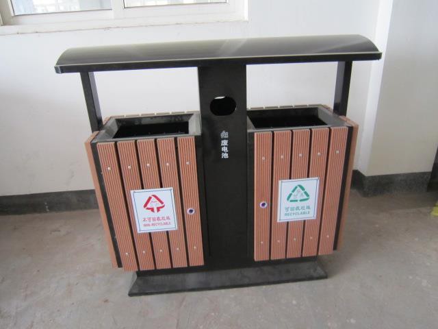 Poubelle bois plastique Composite Park